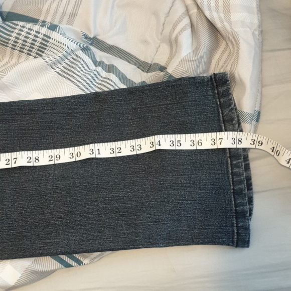 🦋 3 for $20 》Contrast petites denim jeans - Picture 8 of 9